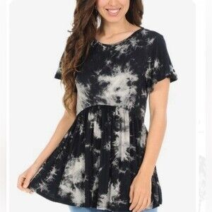 Black tie dye soft peplum top size small